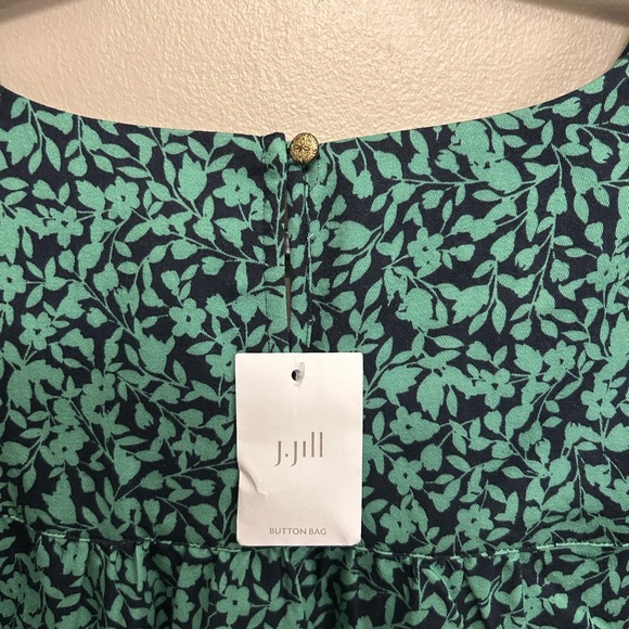 NWT J.Jill floral top. 3/4 sleeved cuffed. Single button back green and navy SP - Picture 9 of 12